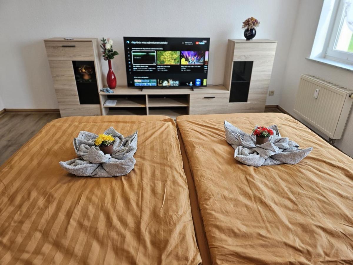 Apartmán Kaethe-Kollwitz-Strasse 54, F2 Altenburg Exteriér fotografie