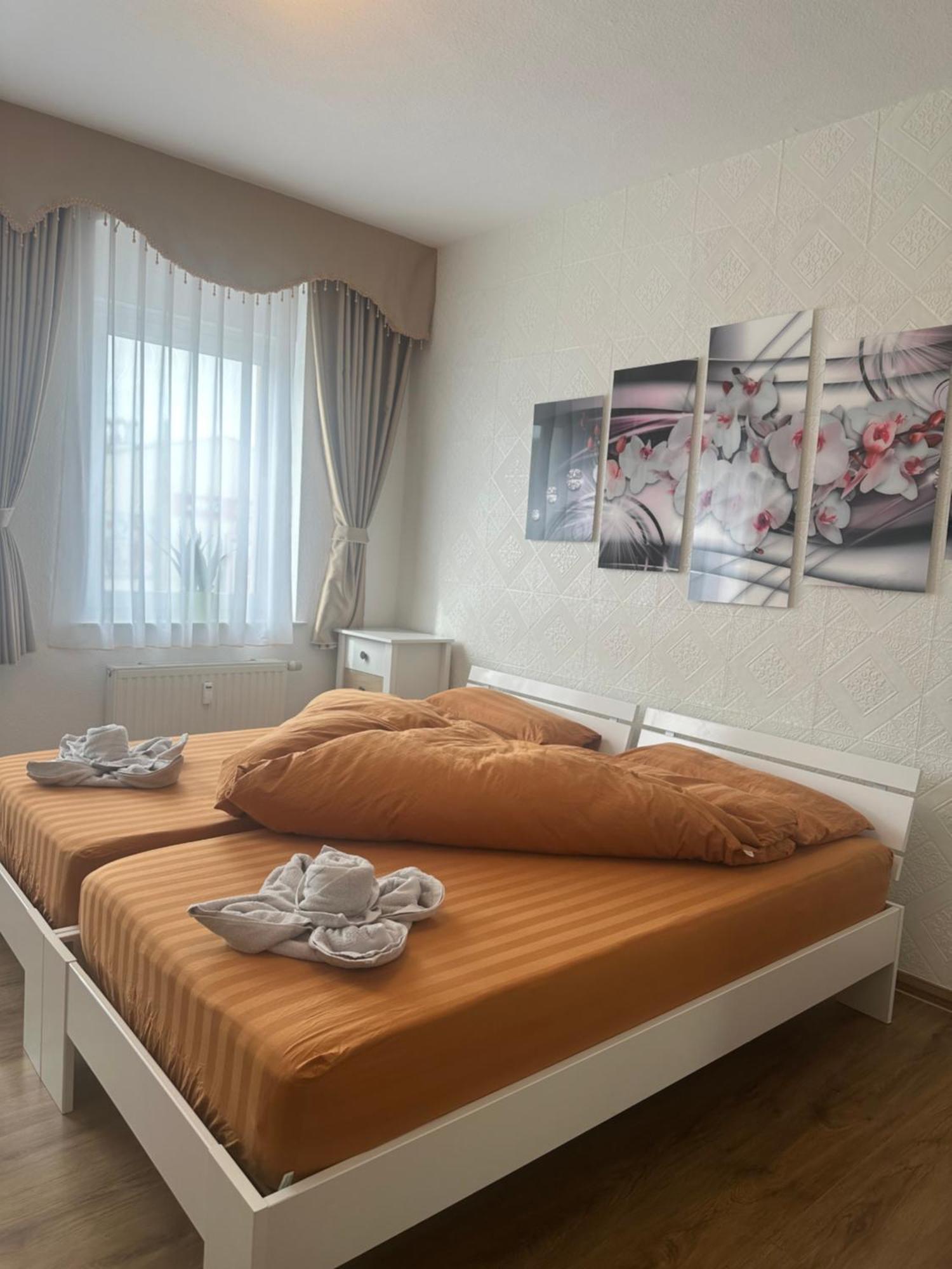 Apartmán Kaethe-Kollwitz-Strasse 54, F2 Altenburg Exteriér fotografie